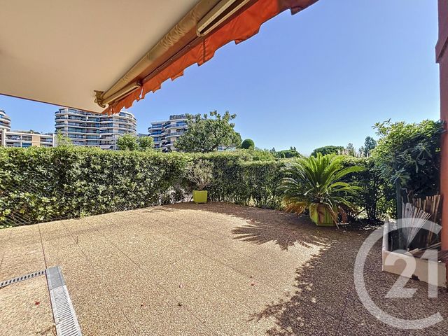 Appartement F4 à louer - 4 pièces - 75.45 m2 - MANDELIEU LA NAPOULE - 06 - PROVENCE-ALPES-COTE-D-AZUR - Century 21 Azurim