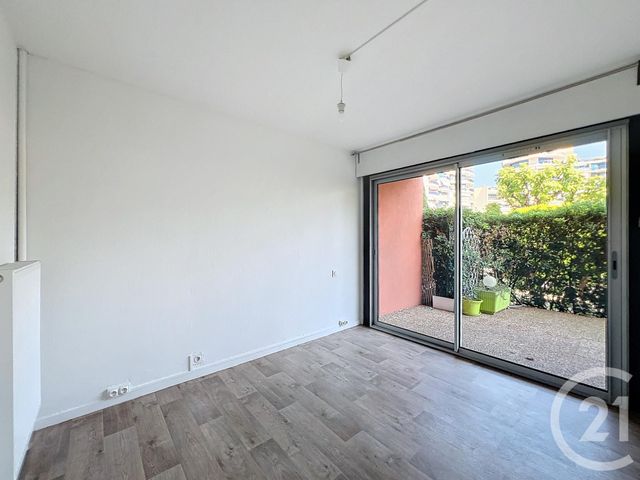 Appartement F4 à louer - 4 pièces - 75.45 m2 - MANDELIEU LA NAPOULE - 06 - PROVENCE-ALPES-COTE-D-AZUR - Century 21 Azurim