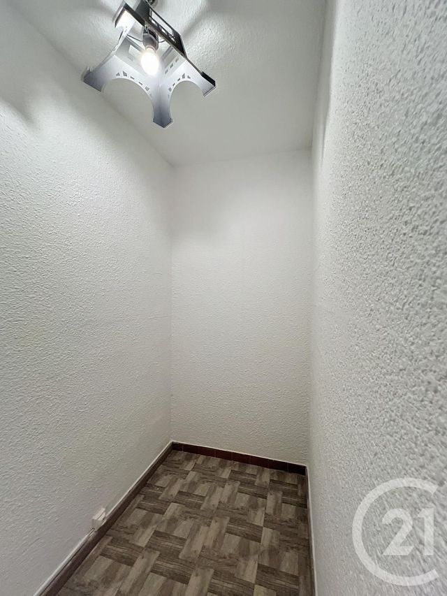 Appartement F4 à louer - 4 pièces - 75.45 m2 - MANDELIEU LA NAPOULE - 06 - PROVENCE-ALPES-COTE-D-AZUR - Century 21 Azurim