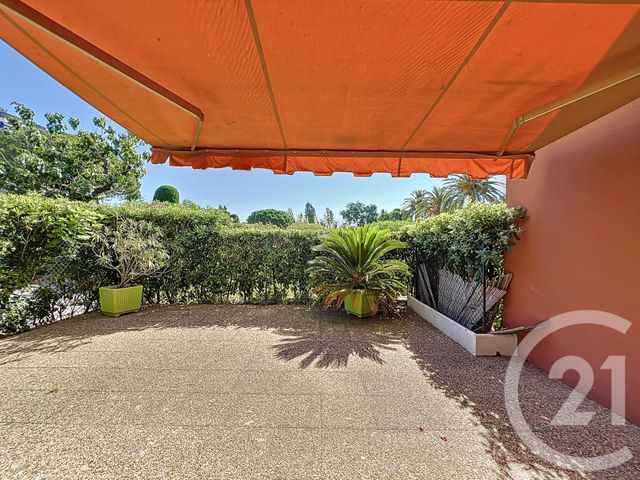 Appartement F4 à louer - 4 pièces - 75.45 m2 - MANDELIEU LA NAPOULE - 06 - PROVENCE-ALPES-COTE-D-AZUR - Century 21 Azurim