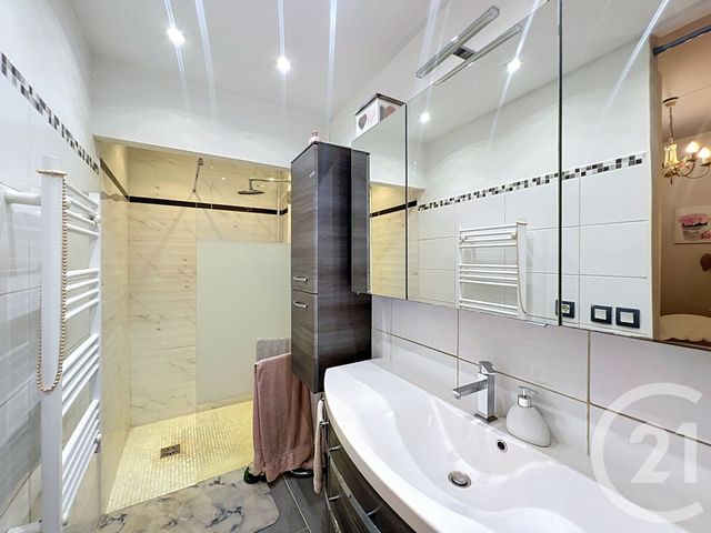 Appartement Studio à louer - 1 pièce - 48.25 m2 - MANDELIEU LA NAPOULE - 06 - PROVENCE-ALPES-COTE-D-AZUR - Century 21 Azurim