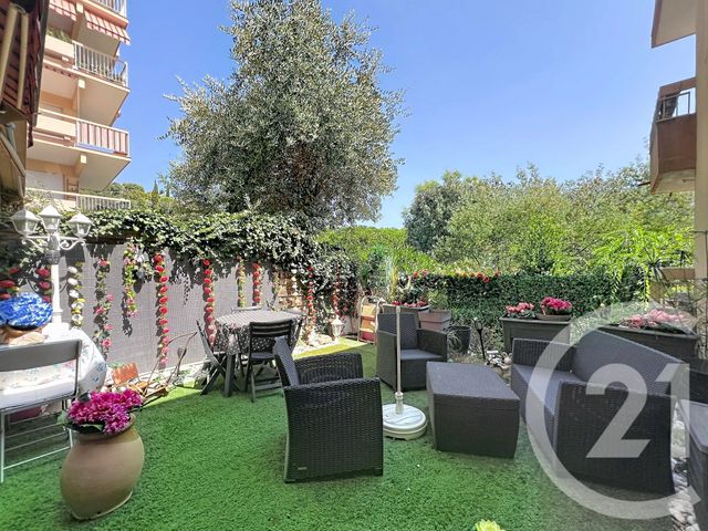 Appartement Studio à louer - 1 pièce - 48.25 m2 - MANDELIEU LA NAPOULE - 06 - PROVENCE-ALPES-COTE-D-AZUR - Century 21 Azurim