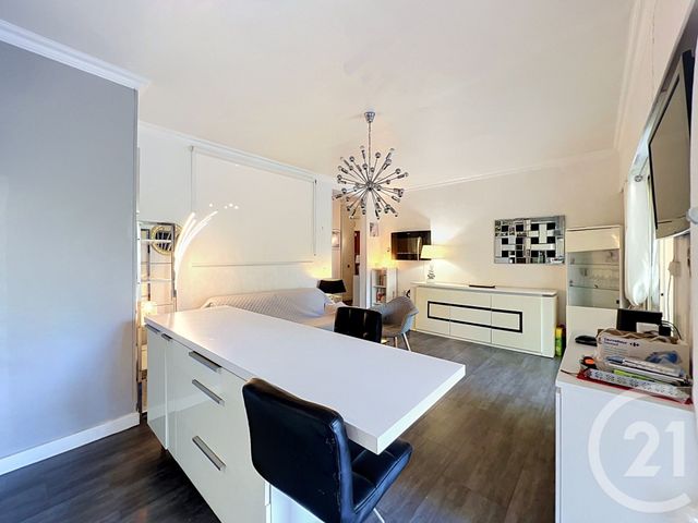 Appartement Studio à louer - 1 pièce - 48.25 m2 - MANDELIEU LA NAPOULE - 06 - PROVENCE-ALPES-COTE-D-AZUR - Century 21 Azurim