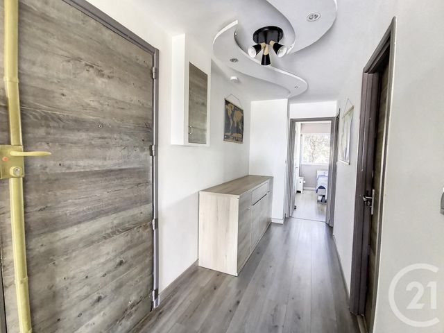 Appartement F3 à louer - 3 pièces - 56.8 m2 - CANNES LA BOCCA - 06 - PROVENCE-ALPES-COTE-D-AZUR - Century 21 Azurim