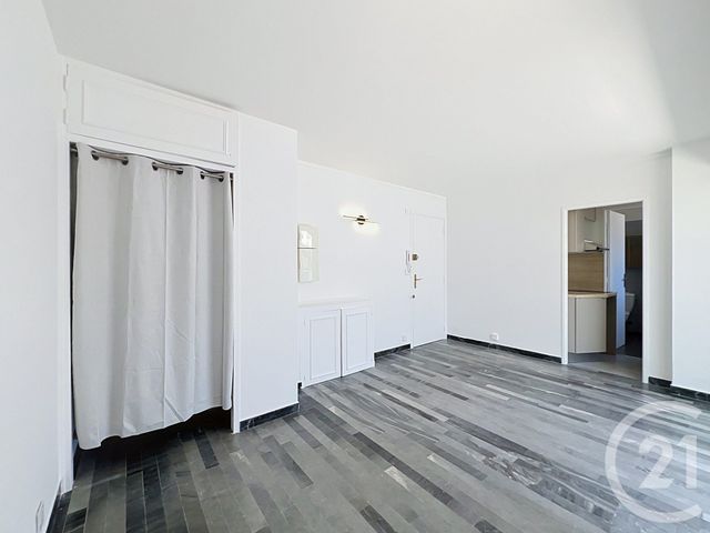 Appartement Studio à louer - 1 pièce - 21.42 m2 - LE CANNET - 06 - PROVENCE-ALPES-COTE-D-AZUR - Century 21 Azurim