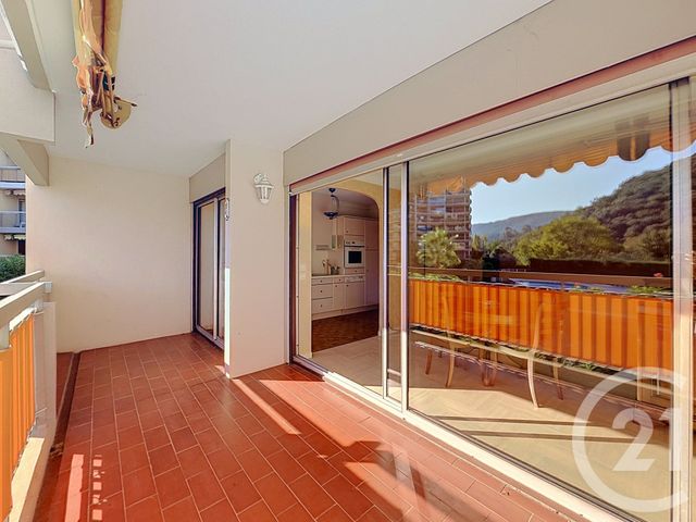 Appartement F3 à louer - 3 pièces - 74.58 m2 - MANDELIEU LA NAPOULE - 06 - PROVENCE-ALPES-COTE-D-AZUR - Century 21 Azurim