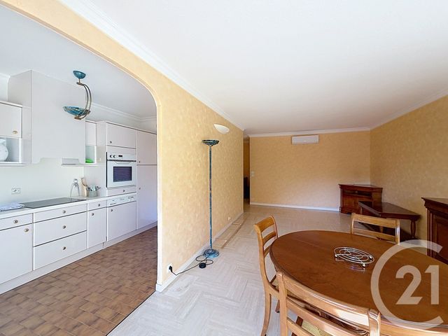 Appartement F3 à louer - 3 pièces - 74.58 m2 - MANDELIEU LA NAPOULE - 06 - PROVENCE-ALPES-COTE-D-AZUR - Century 21 Azurim