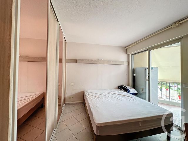 Appartement T2 à louer - 2 pièces - 49.66 m2 - MANDELIEU LA NAPOULE - 06 - PROVENCE-ALPES-COTE-D-AZUR - Century 21 Azurim