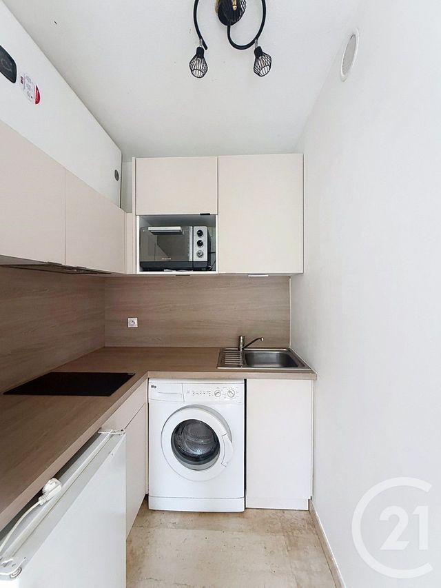 Appartement F1 à louer - 1 pièce - 19.42 m2 - MANDELIEU LA NAPOULE - 06 - PROVENCE-ALPES-COTE-D-AZUR - Century 21 Azurim
