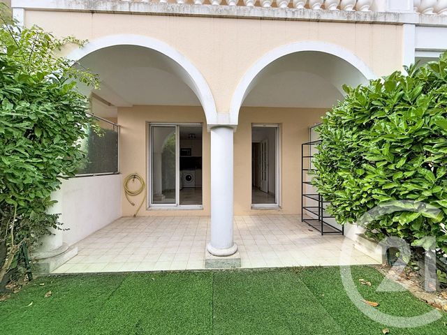 Appartement F1 à louer - 1 pièce - 19.42 m2 - MANDELIEU LA NAPOULE - 06 - PROVENCE-ALPES-COTE-D-AZUR - Century 21 Azurim