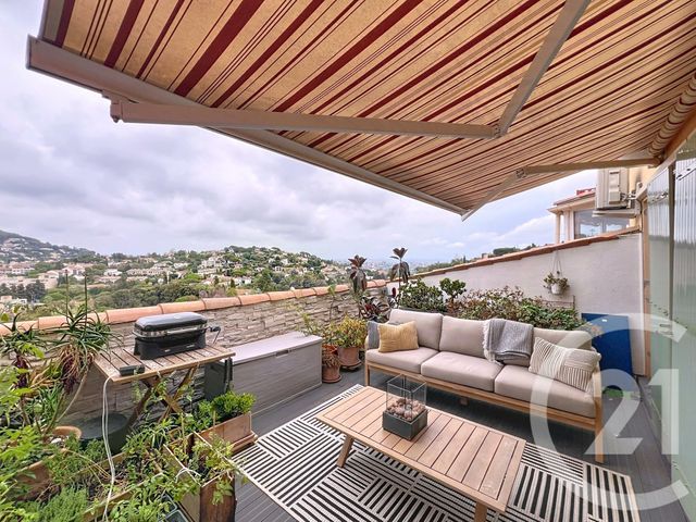 Appartement T2 à louer - 2 pièces - 48.35 m2 - VALLAURIS - 06 - PROVENCE-ALPES-COTE-D-AZUR - Century 21 Azurim
