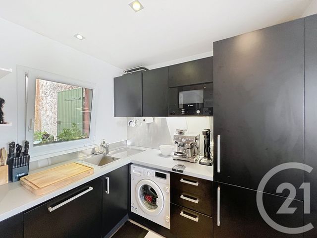 Appartement T2 à louer - 2 pièces - 48.35 m2 - VALLAURIS - 06 - PROVENCE-ALPES-COTE-D-AZUR - Century 21 Azurim