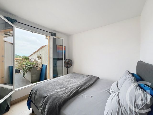 Appartement T2 à louer - 2 pièces - 48.35 m2 - VALLAURIS - 06 - PROVENCE-ALPES-COTE-D-AZUR - Century 21 Azurim