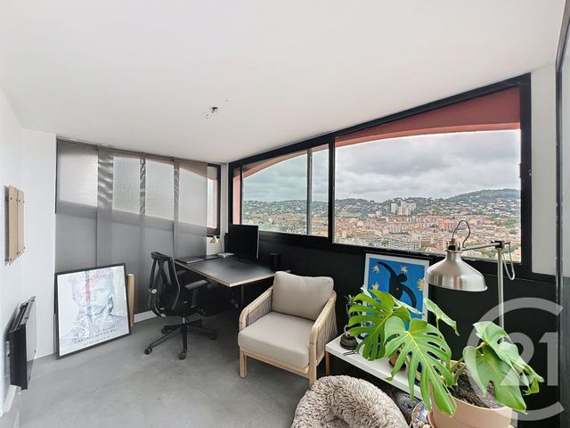 Appartement T2 à louer - 2 pièces - 48.35 m2 - VALLAURIS - 06 - PROVENCE-ALPES-COTE-D-AZUR - Century 21 Azurim