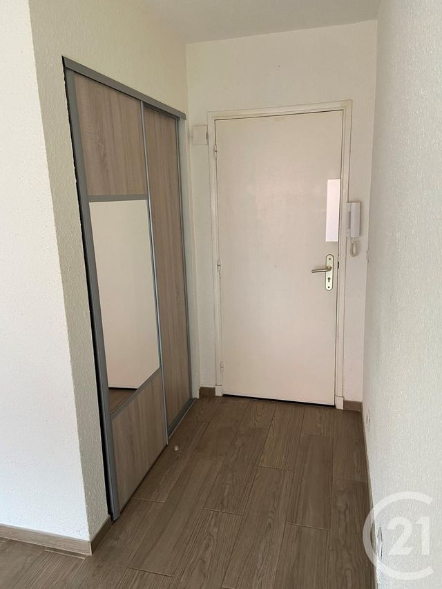 Appartement T2 à louer - 2 pièces - 36.03 m2 - MANDELIEU LA NAPOULE - 06 - PROVENCE-ALPES-COTE-D-AZUR - Century 21 Azurim