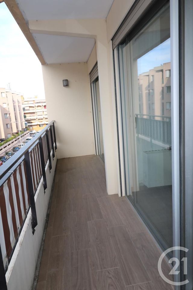Appartement T2 à louer - 2 pièces - 36.03 m2 - MANDELIEU LA NAPOULE - 06 - PROVENCE-ALPES-COTE-D-AZUR - Century 21 Azurim