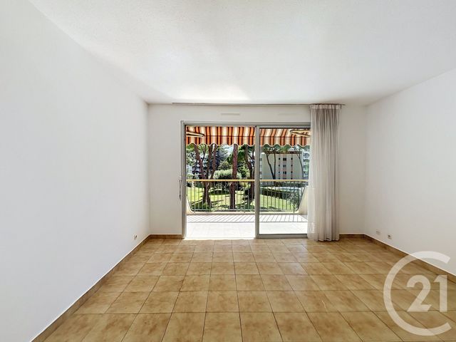 Appartement Studio à louer - 1 pièce - 21.73 m2 - MANDELIEU LA NAPOULE - 06 - PROVENCE-ALPES-COTE-D-AZUR - Century 21 Azurim