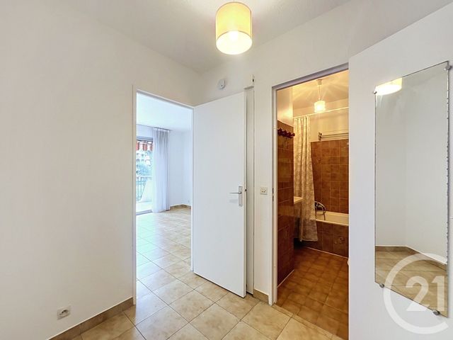 Appartement Studio à louer - 1 pièce - 21.73 m2 - MANDELIEU LA NAPOULE - 06 - PROVENCE-ALPES-COTE-D-AZUR - Century 21 Azurim