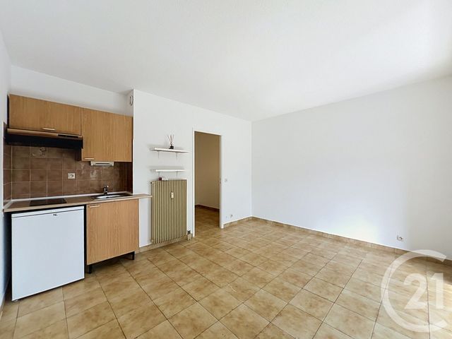 Appartement Studio à louer - 1 pièce - 21.73 m2 - MANDELIEU LA NAPOULE - 06 - PROVENCE-ALPES-COTE-D-AZUR - Century 21 Azurim