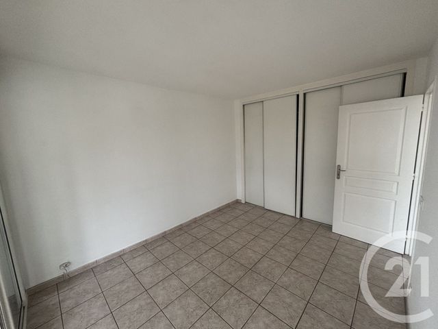 Appartement T4 à louer - 4 pièces - 69.68 m2 - GRASSE - 06 - PROVENCE-ALPES-COTE-D-AZUR - Century 21 Azurim