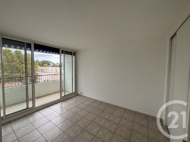 Appartement T4 à louer - 4 pièces - 69.68 m2 - GRASSE - 06 - PROVENCE-ALPES-COTE-D-AZUR - Century 21 Azurim