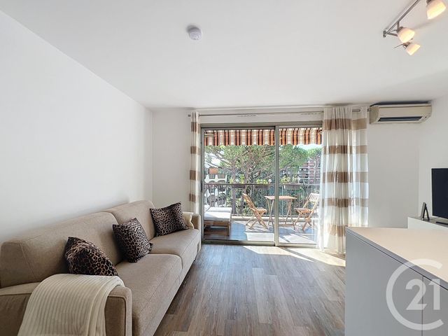 Appartement Studio à louer - 1 pièce - 23.2 m2 - MANDELIEU LA NAPOULE - 06 - PROVENCE-ALPES-COTE-D-AZUR - Century 21 Azurim