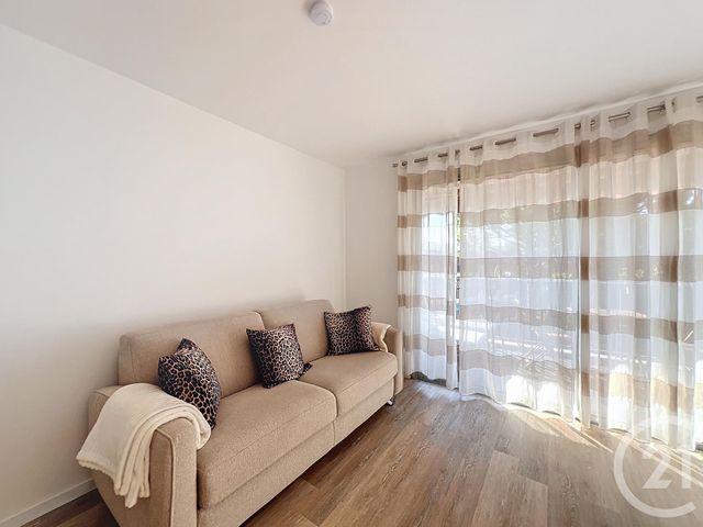 Appartement Studio à louer - 1 pièce - 23.2 m2 - MANDELIEU LA NAPOULE - 06 - PROVENCE-ALPES-COTE-D-AZUR - Century 21 Azurim