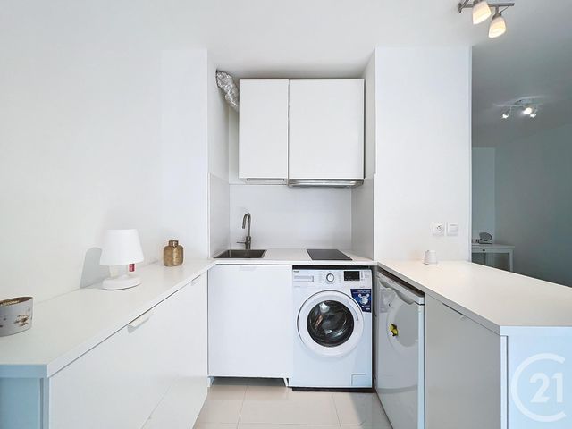 Appartement Studio à louer - 1 pièce - 23.2 m2 - MANDELIEU LA NAPOULE - 06 - PROVENCE-ALPES-COTE-D-AZUR - Century 21 Azurim