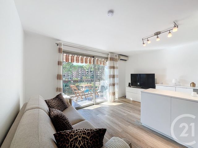 Appartement Studio à louer MANDELIEU LA NAPOULE