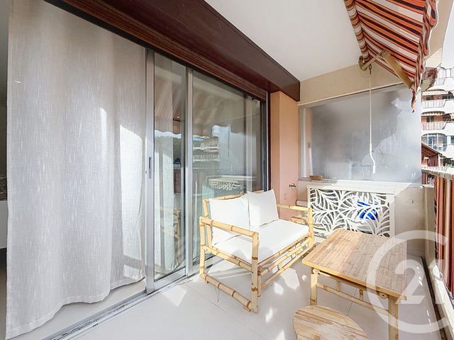 Appartement Studio à louer - 1 pièce - 25.6 m2 - MANDELIEU LA NAPOULE - 06 - PROVENCE-ALPES-COTE-D-AZUR - Century 21 Azurim