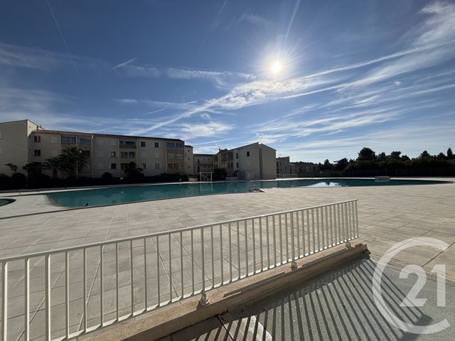 Appartement T2 à louer - 2 pièces - 26.89 m2 - FREJUS - 83 - PROVENCE-ALPES-COTE-D-AZUR - Century 21 Azurim