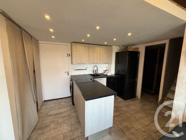 Appartement T2 à louer - 2 pièces - 26.89 m2 - FREJUS - 83 - PROVENCE-ALPES-COTE-D-AZUR - Century 21 Azurim