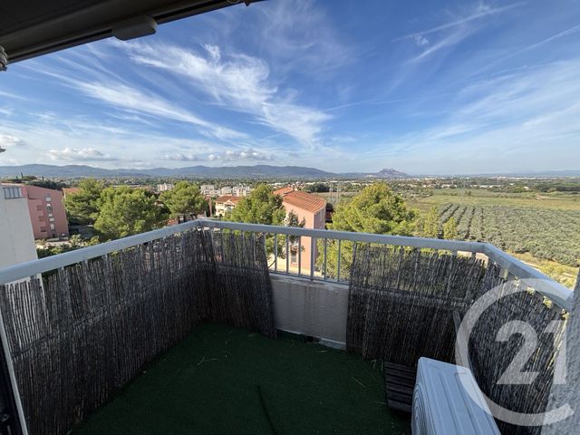 Appartement T2 à louer - 2 pièces - 26.89 m2 - FREJUS - 83 - PROVENCE-ALPES-COTE-D-AZUR - Century 21 Azurim