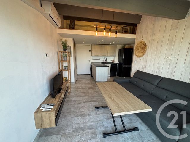 Appartement T2 à louer - 2 pièces - 26.89 m2 - FREJUS - 83 - PROVENCE-ALPES-COTE-D-AZUR - Century 21 Azurim